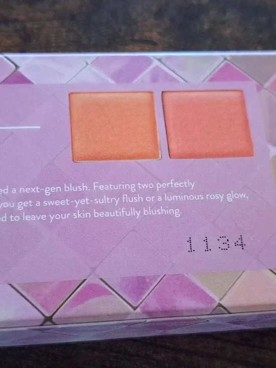 LAURA GELLER HI-DEF DUO BLUSH PALETTE BLOOMING ROSE - Picture 11 of 11